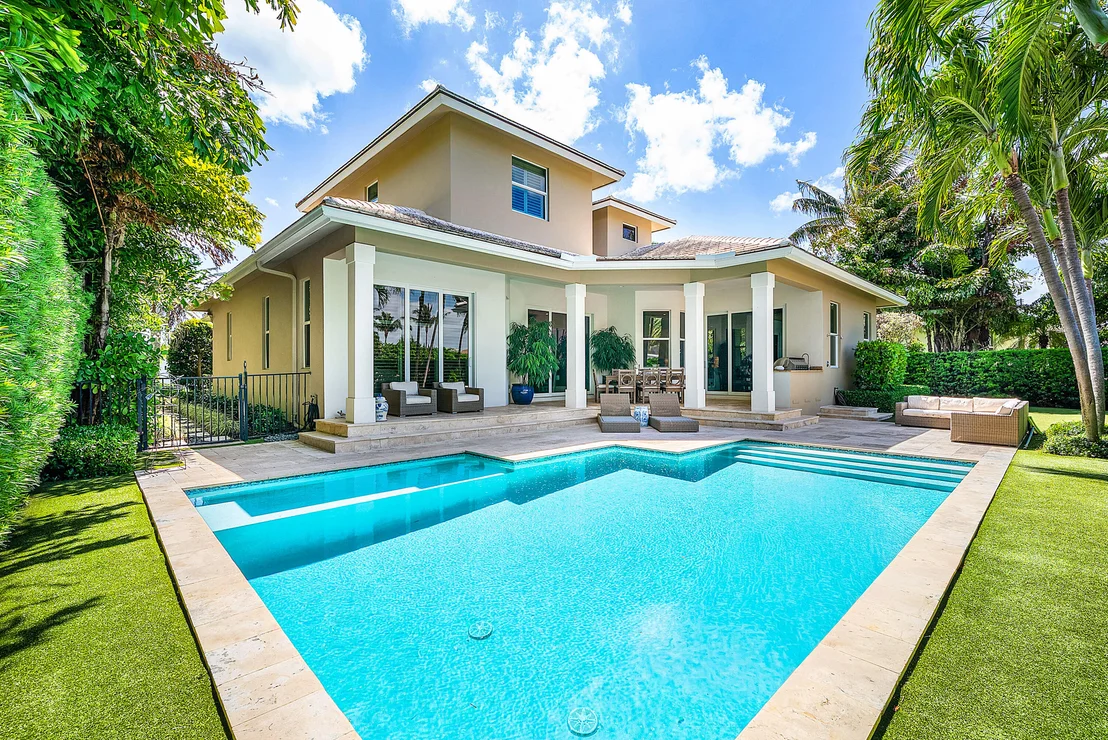 Photo of 33 Spanish River Drive