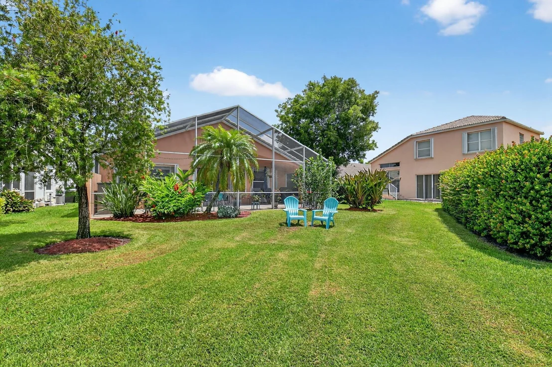 Photo of 7844 Ambleside Way