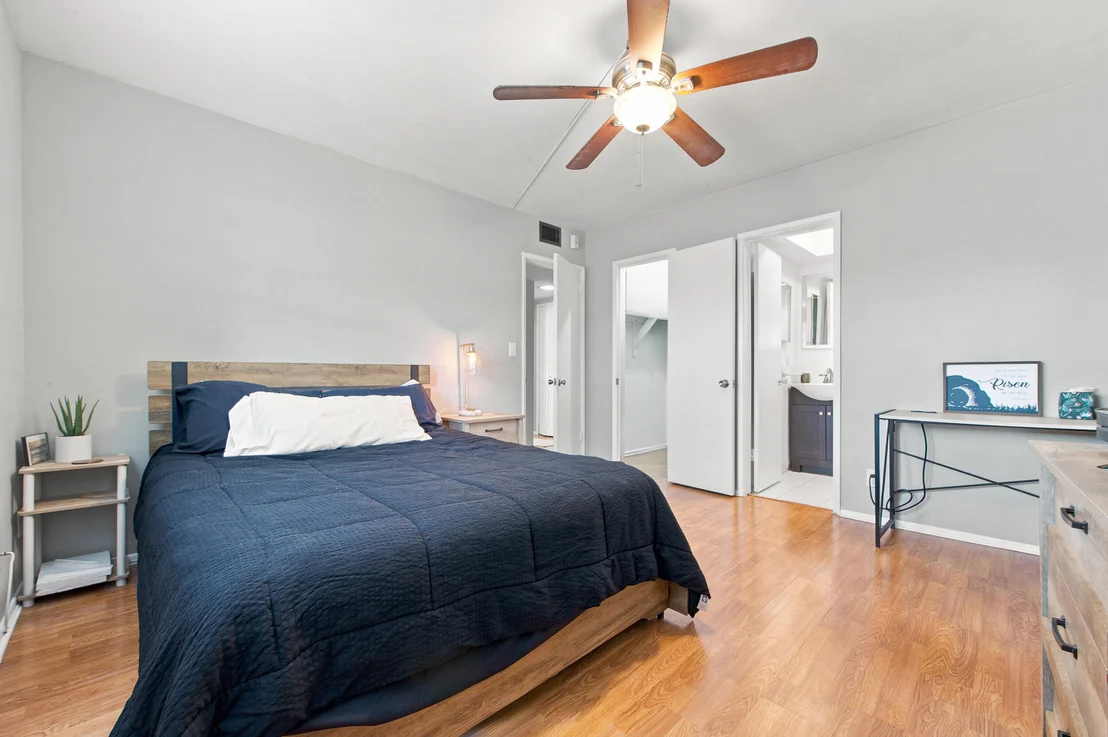 Photo of Unit 309 at 651 PINE Drive