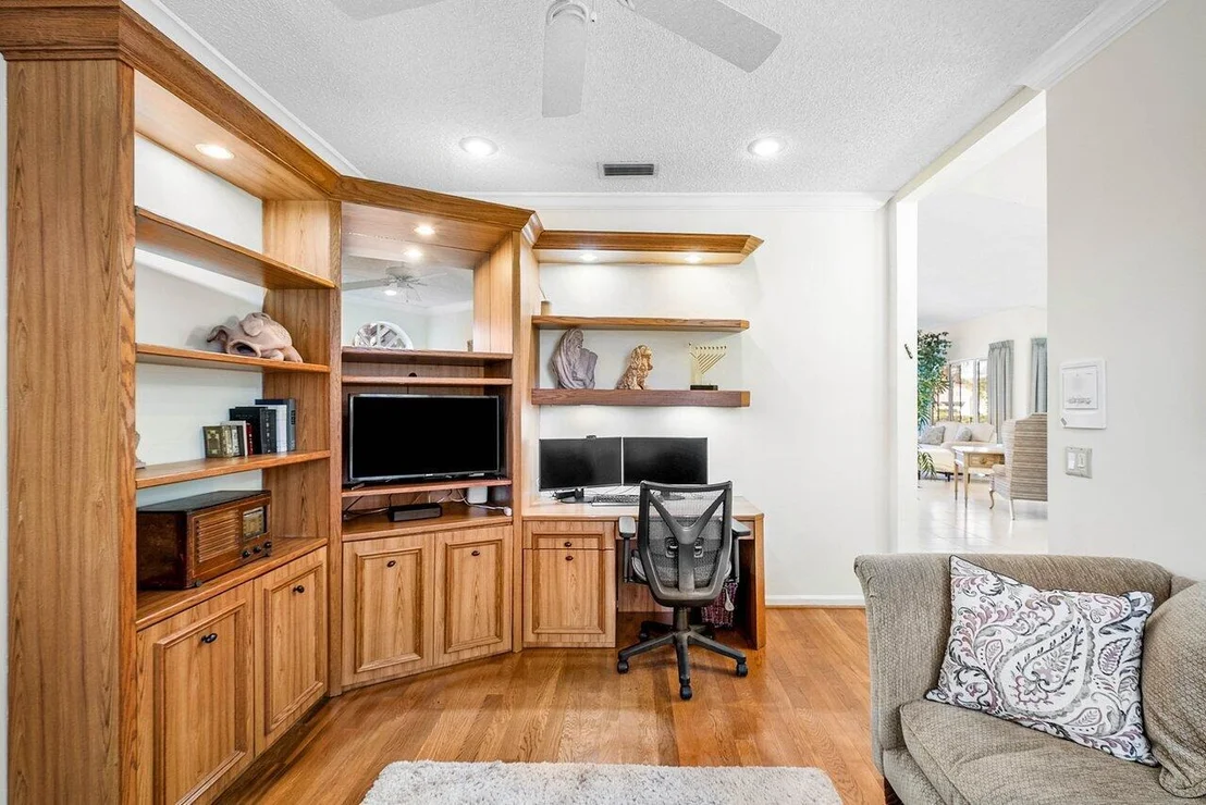Photo of 7155 Via Palomar
