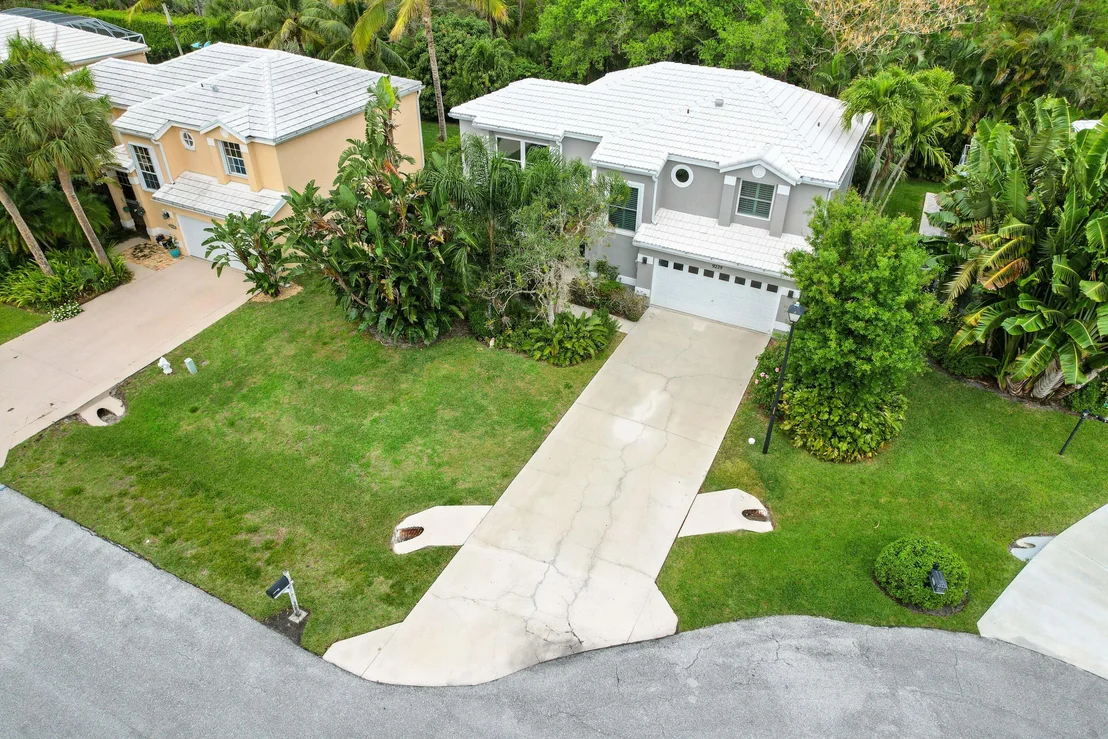 Photo of 9229 SE Woods End Place