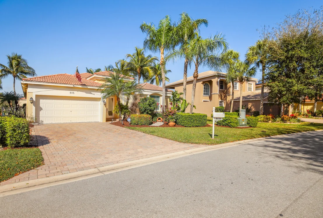 Photo of 8115 Viale Matera