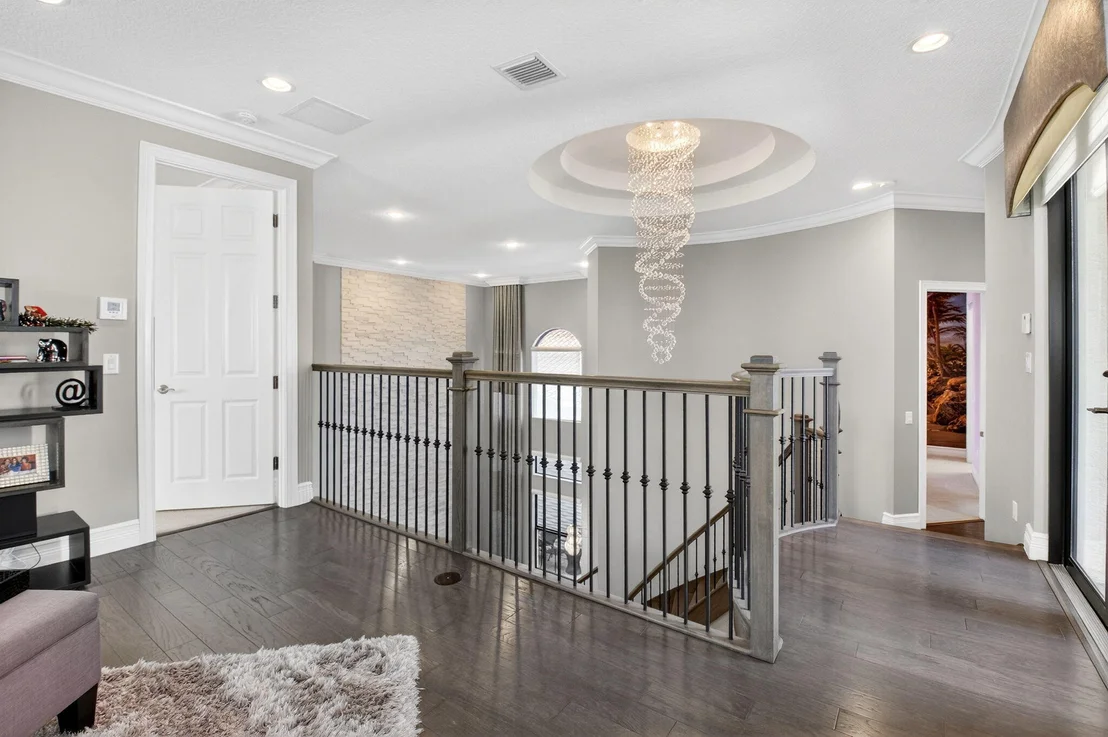 Photo of 16921 Pavilion Way