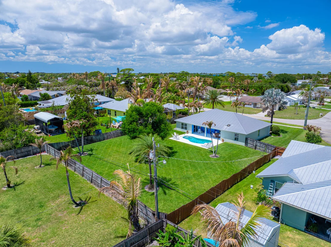 Photo of 5064 SE Horseshoe Point Road