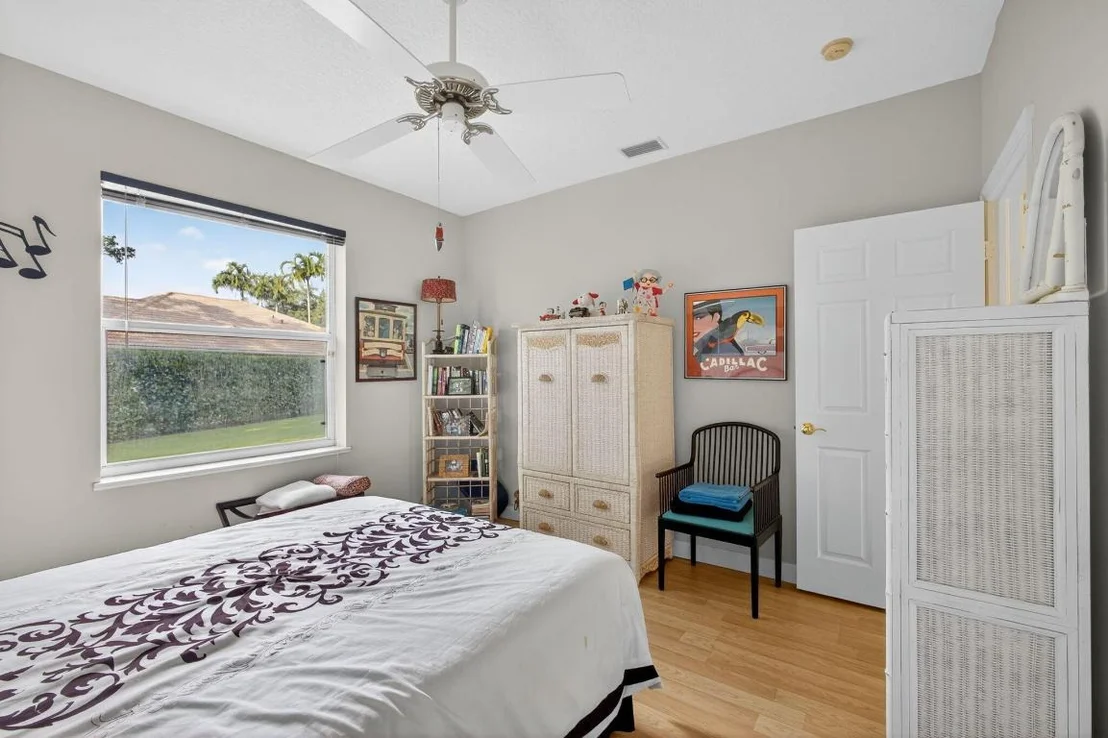 Photo of 9923 SE Oak Tree Terrace