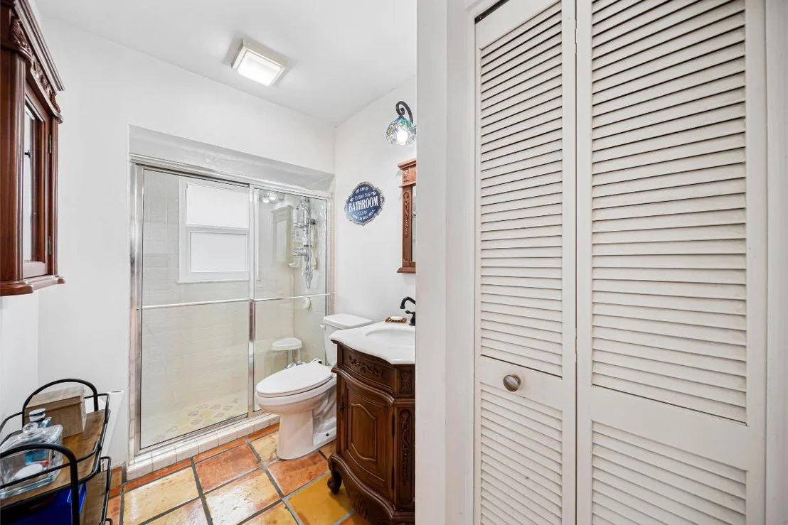 Photo of 6087 Bay Isles Drive