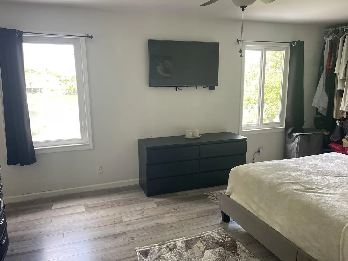 Photo of 4675 Lakeside Circle