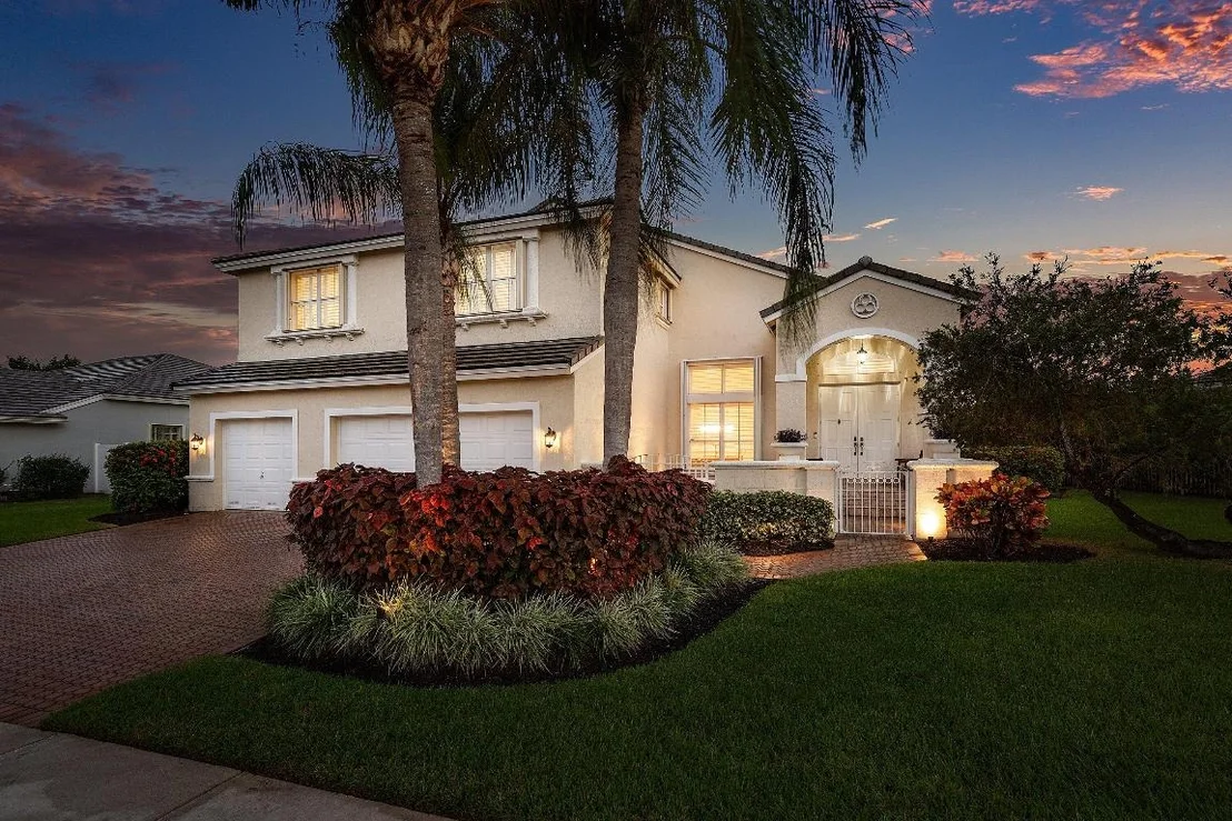 Photo of 6092 Indian Forest Circle