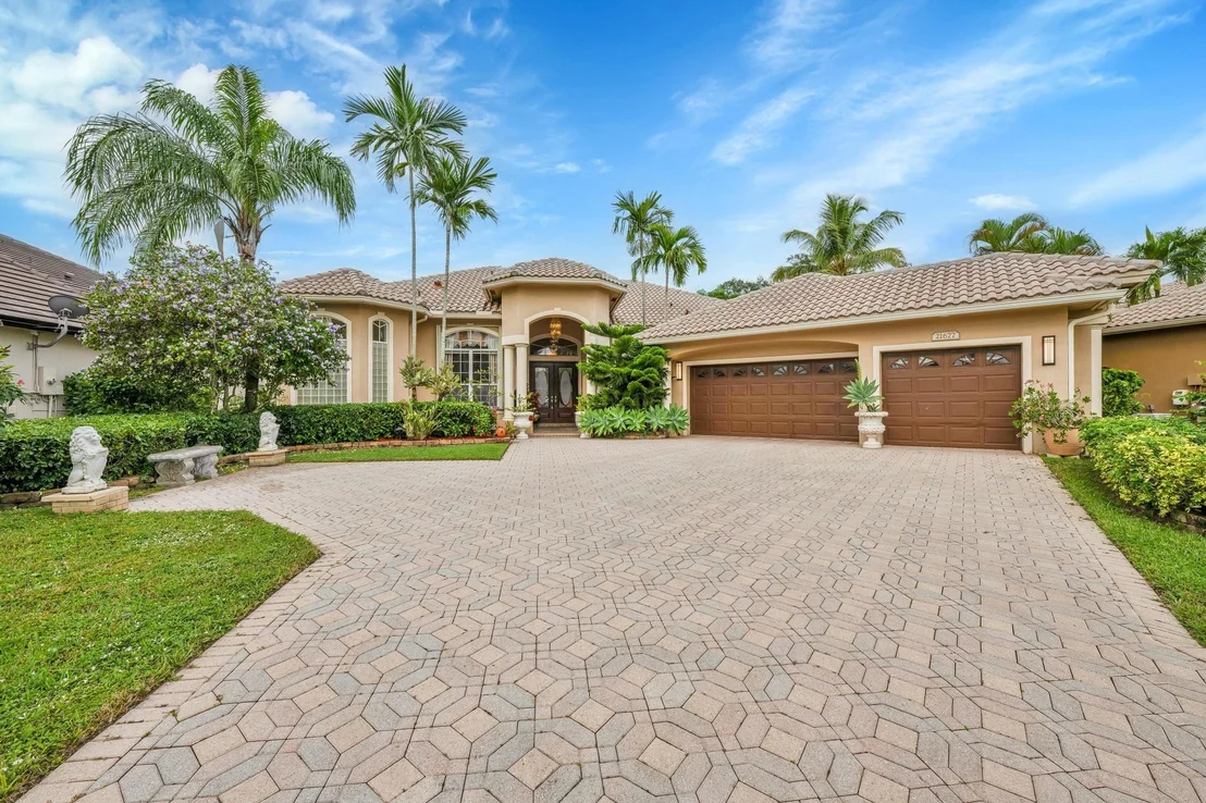 Photo of 21677 Marigot Drive