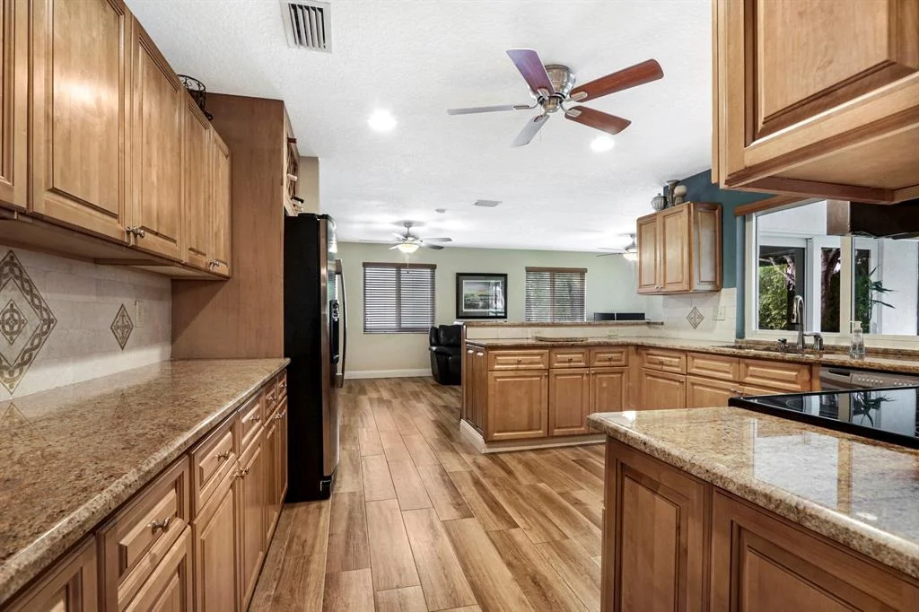 Photo of 15801 Surrey Circle