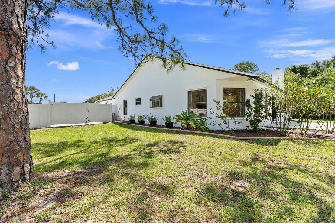 Photo of 5115 Silver Oak Drive