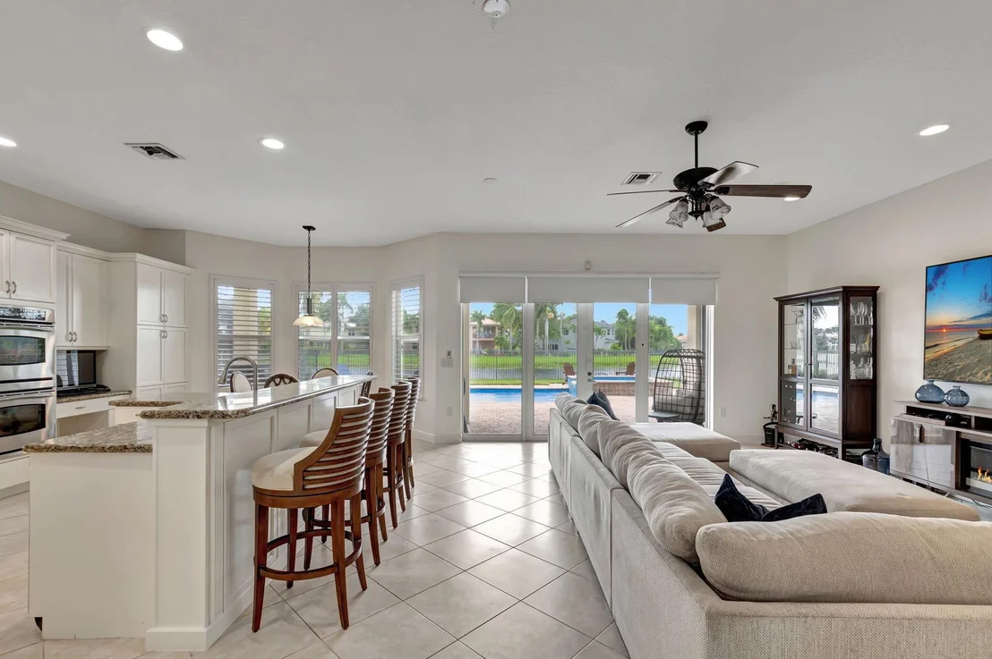 Photo of 10796 Castle Oak Drive
