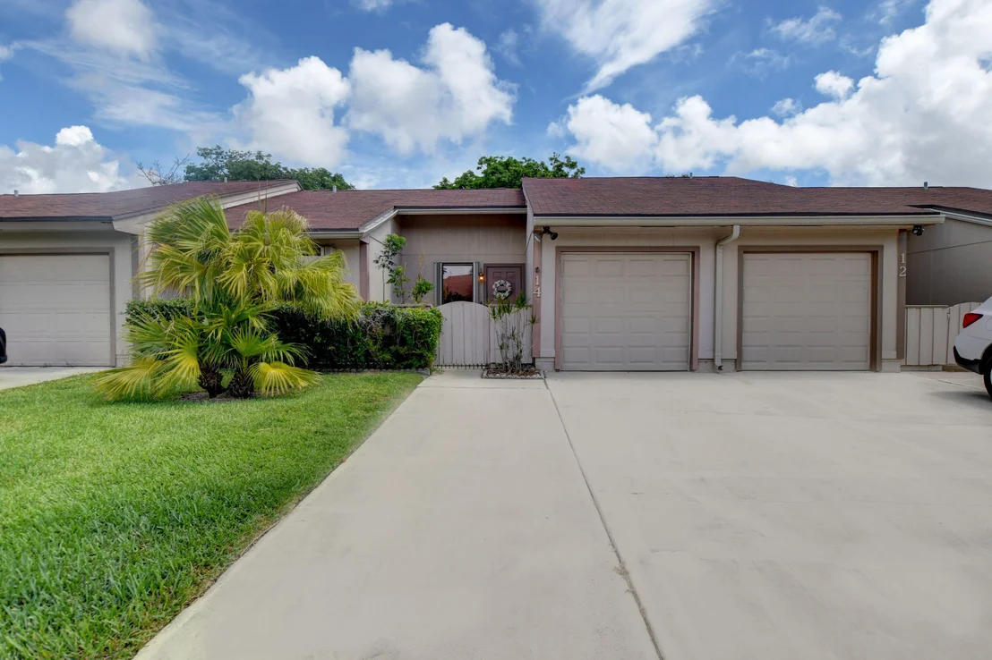 Photo of 14 Walcott Drive