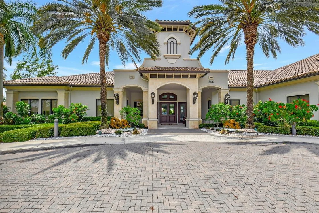 Photo of 16762 Crown Bridge Drive