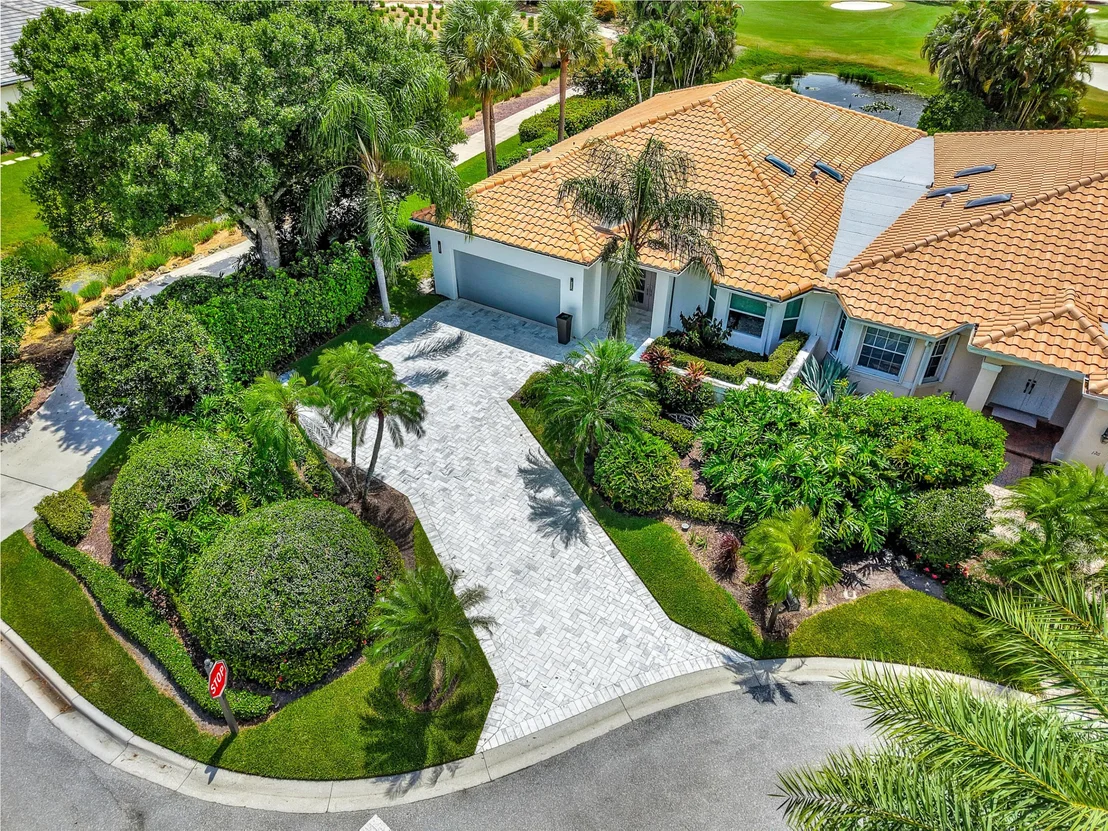 Photo of 124 Golf Village Boulevard