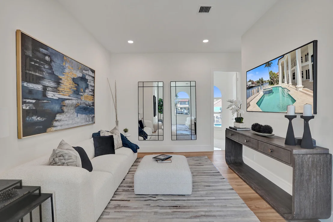 Photo of 890 Lilac Drive