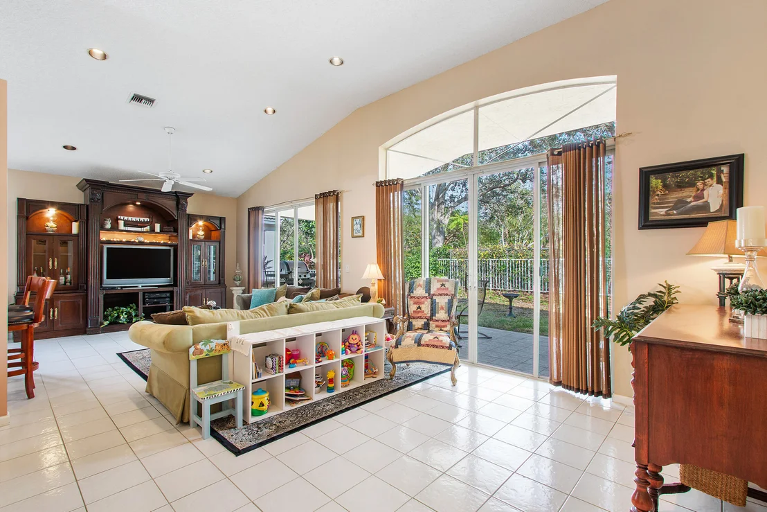 Photo of 6170 Swans Terrace