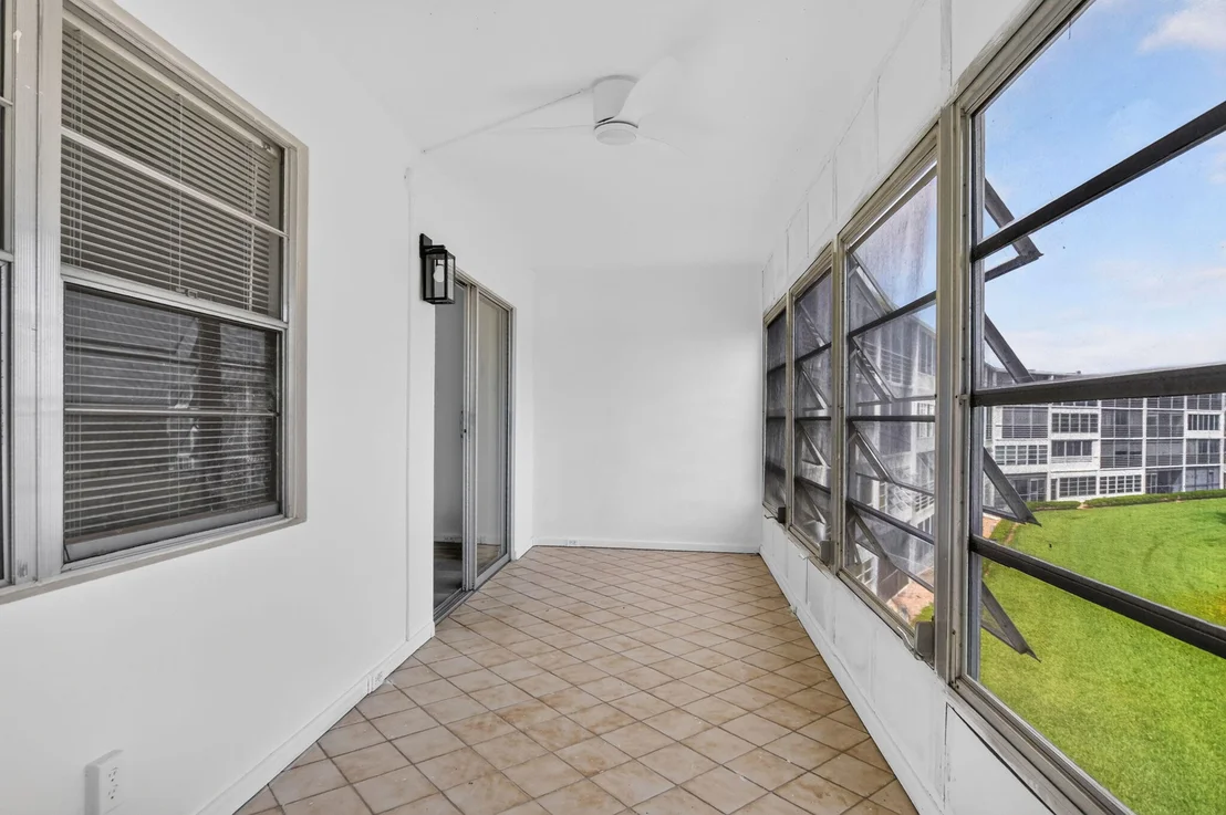 Photo of 3045 Cornwall C