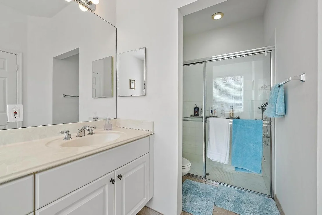 Photo of 6784 SE Twin Oaks Circle