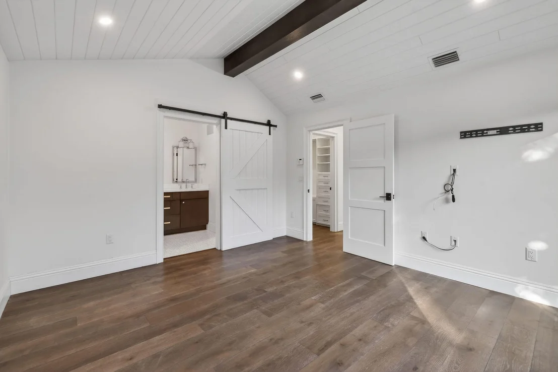Photo of 105 W Tarpon Lane