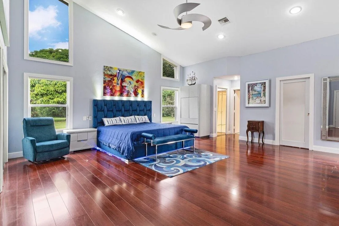 Photo of 10369 Silver Lake Drive