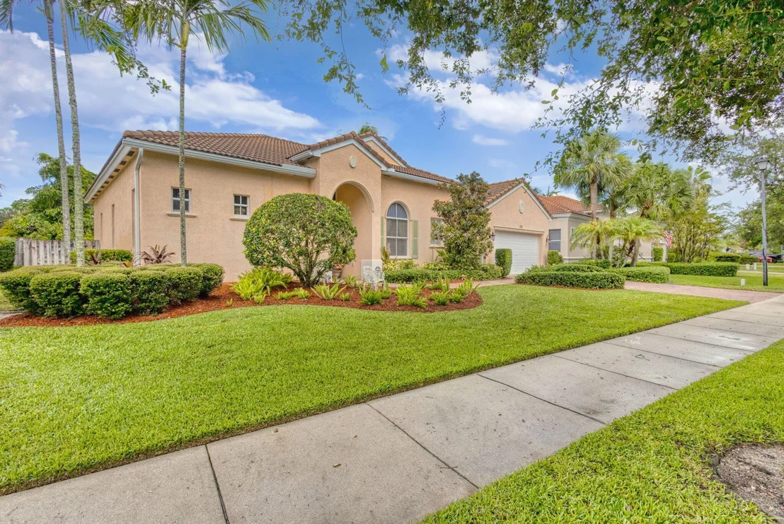 Photo of 109 Magnolia Way