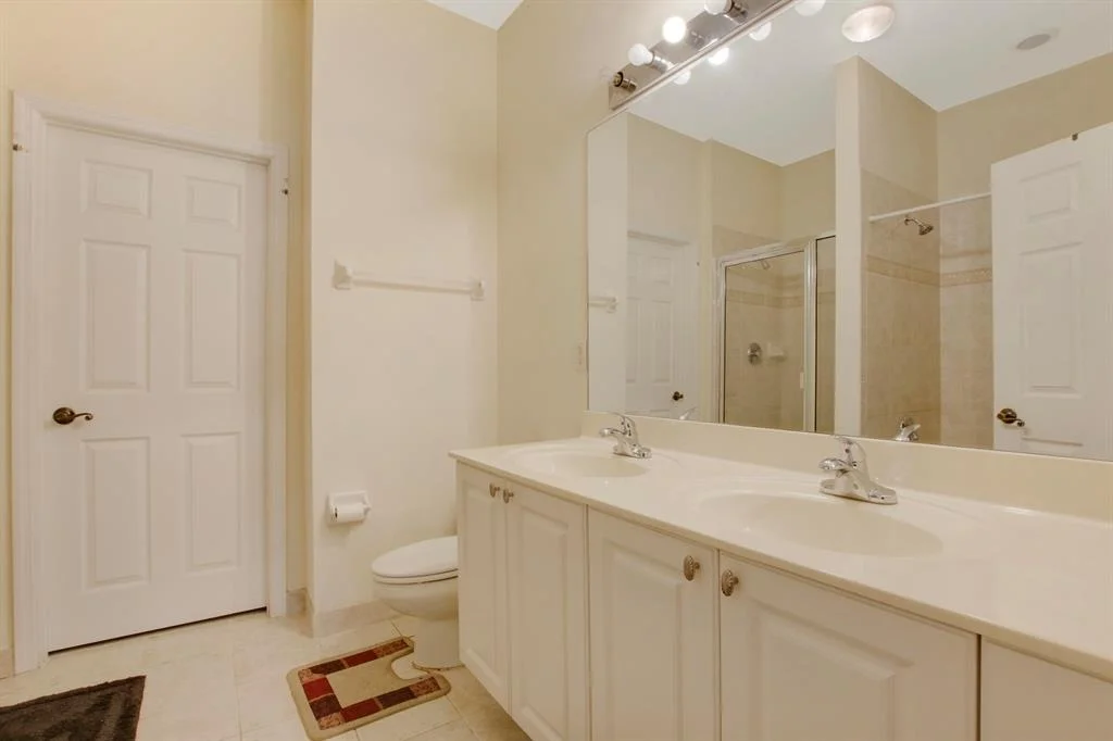 Photo of Unit B at 111 Lighthouse Circle
