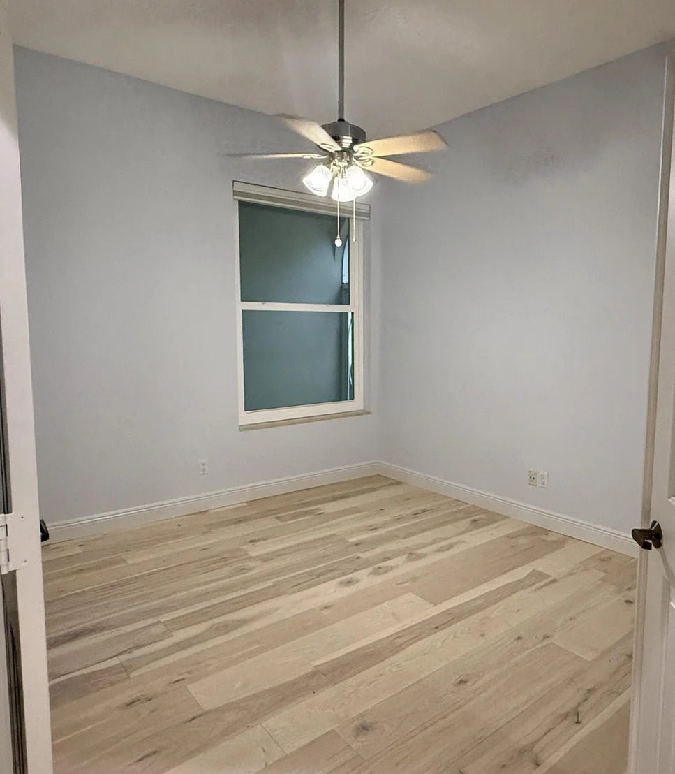Photo of 198 Hampton Circle
