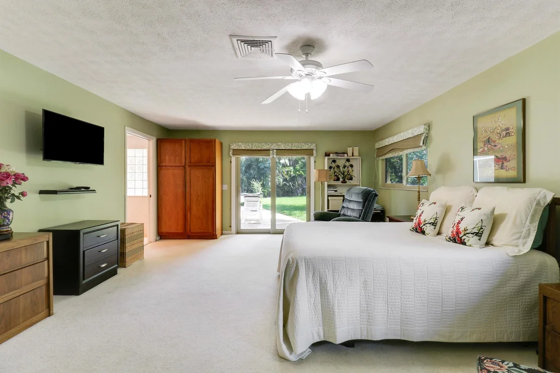 Photo of 3774 SE Fairway E
