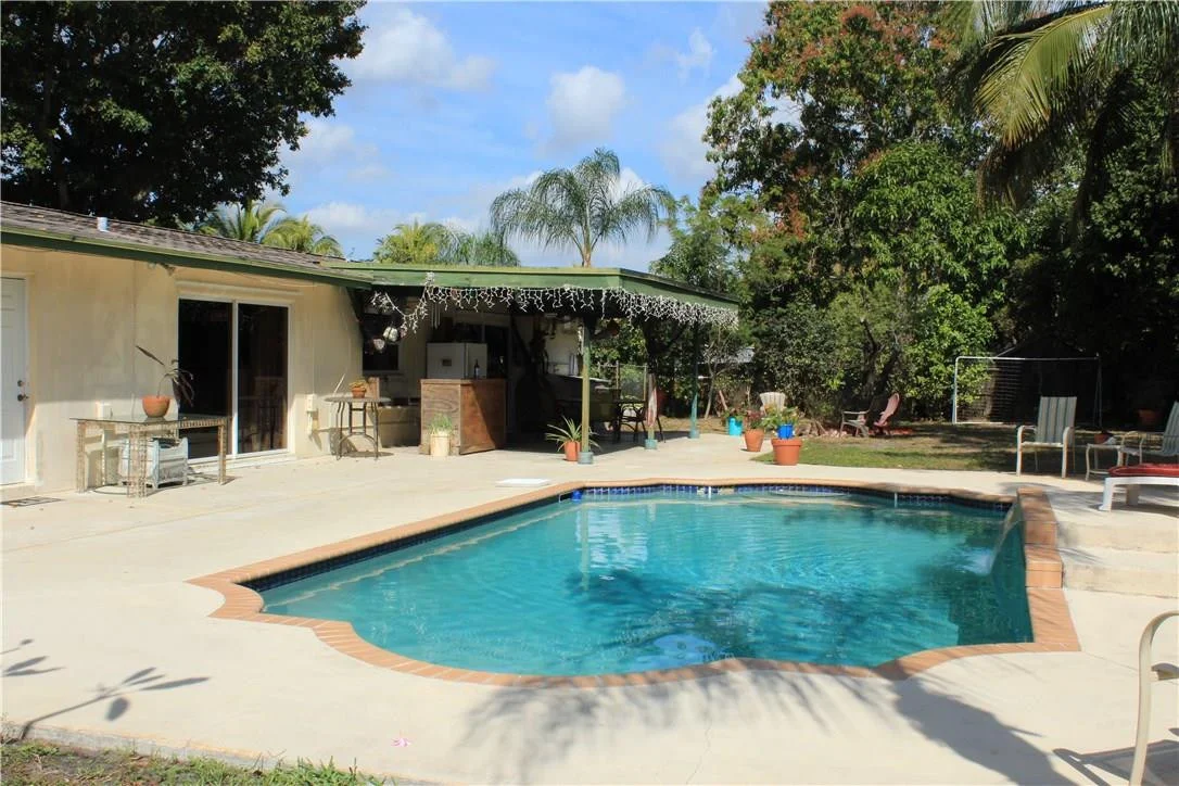 Photo of 410 Curry Circle