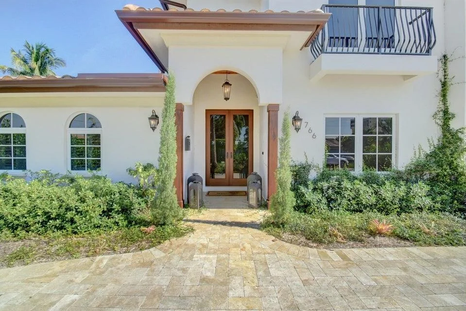 Photo of 766 NW 7th Drive
