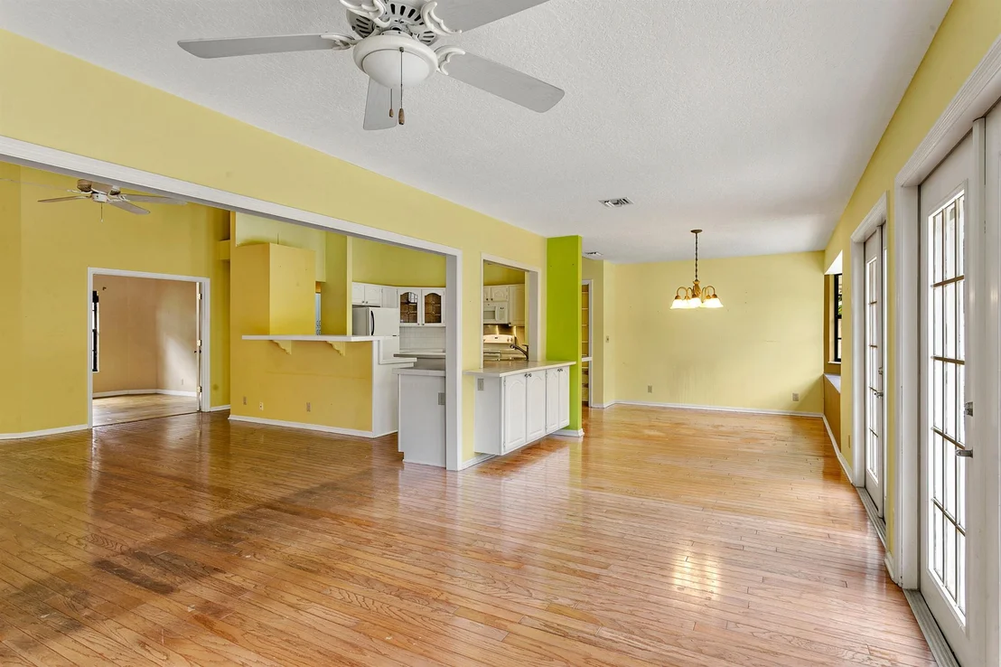 Photo of 18930 Misty Lake Drive