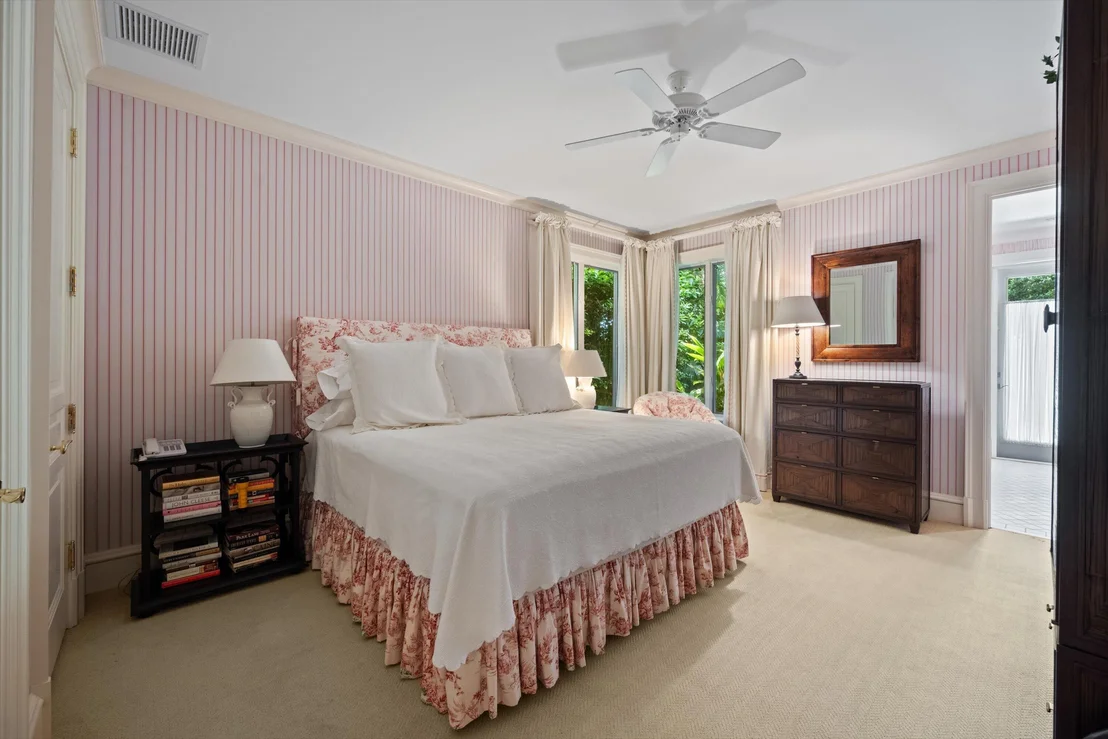 Photo of 252 Locha Drive