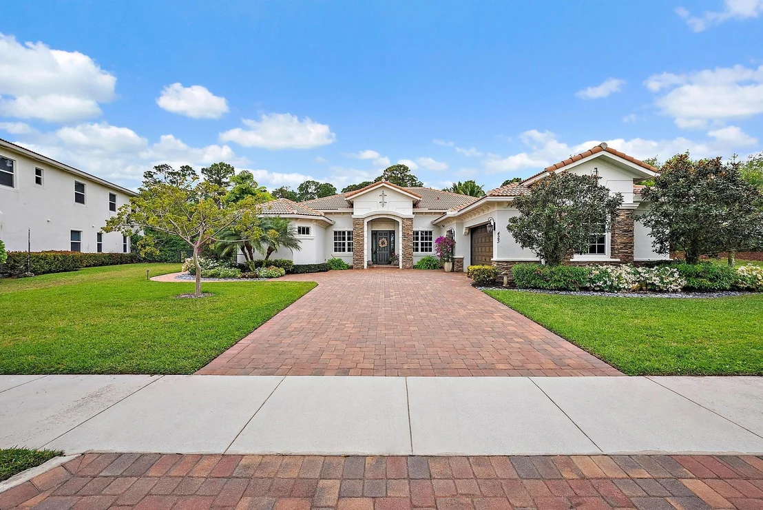 Photo of 423 Rudder Cay Way