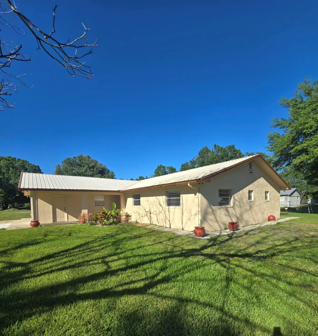 Photo of 3708 NW 22 Avenue