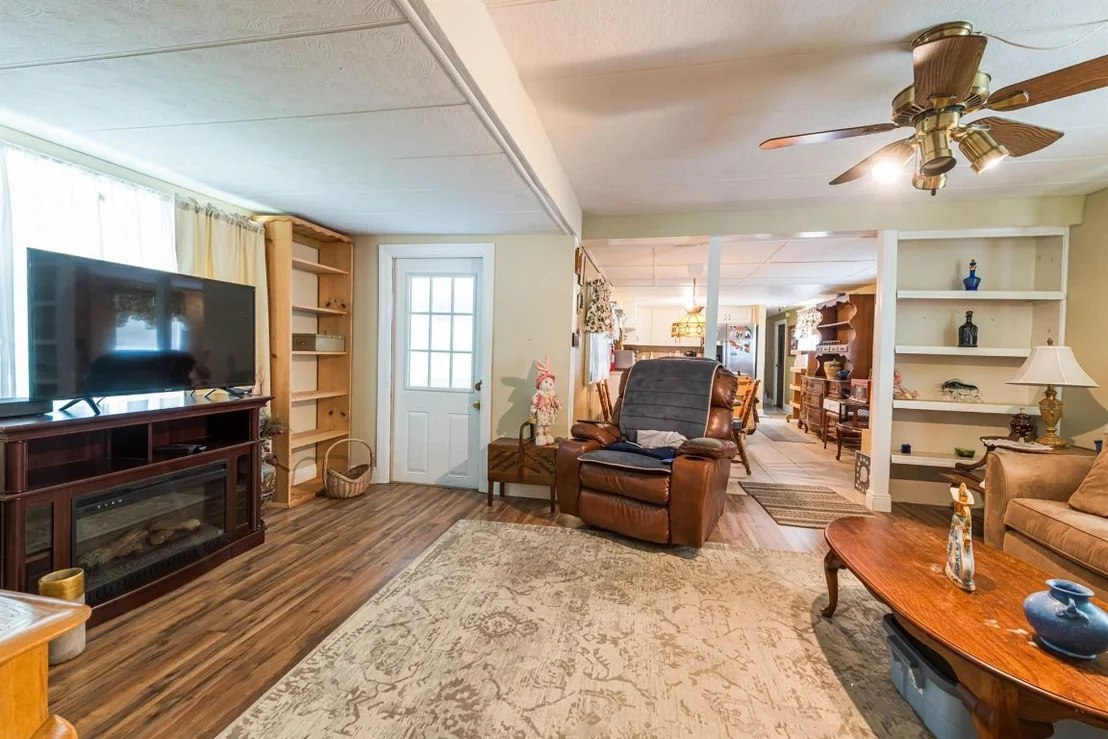 Photo of 10588 Marina Place