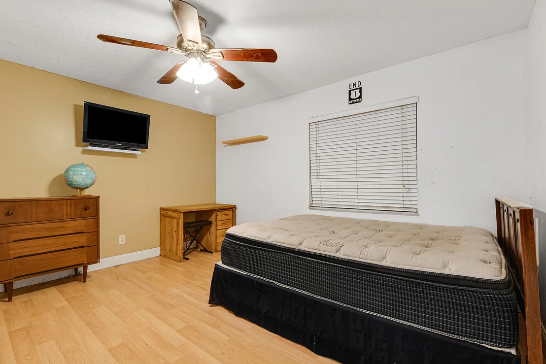 Photo of 97 W Mango Road