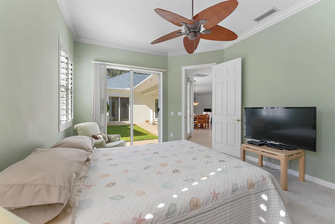 Photo of 213 Barbados Drive