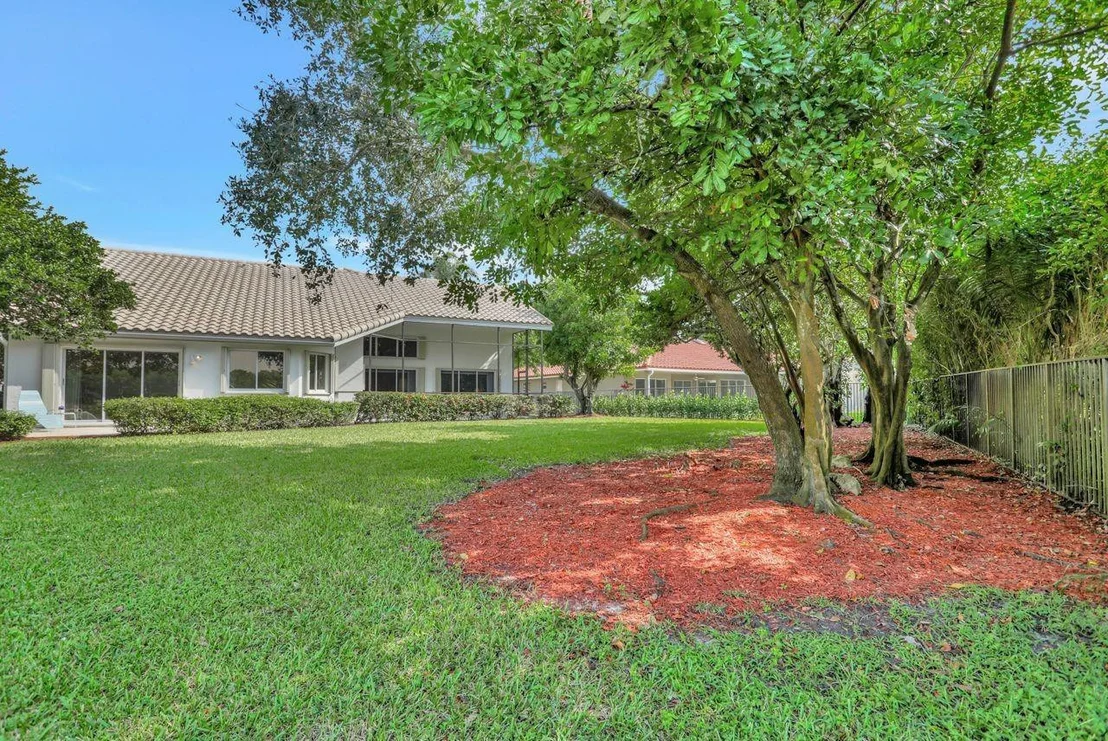 Photo of 804 Heron Road