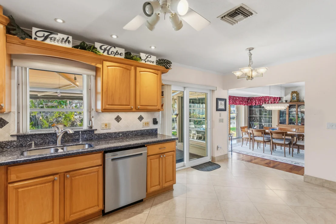 Photo of 270 SE 5th Terrace
