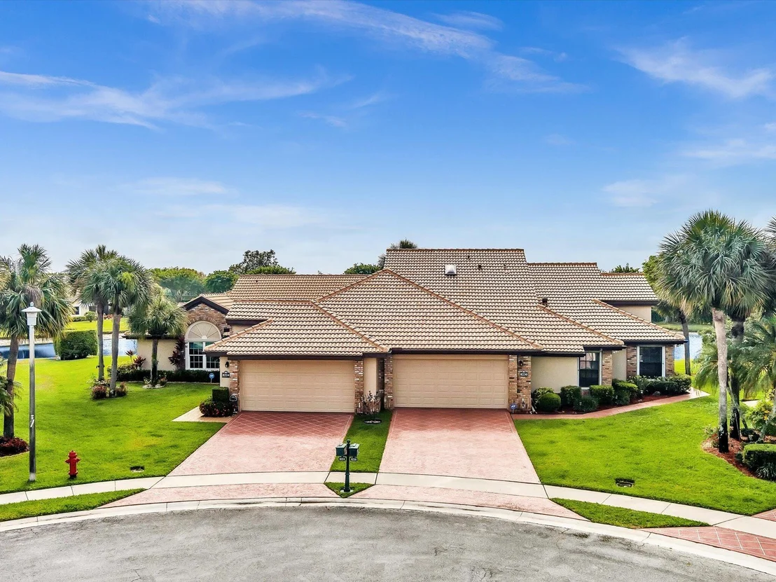 Photo of 8230 Cassia Drive