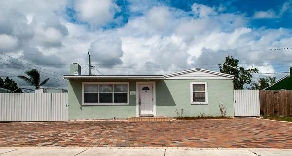 Photo of 565 Beech Road