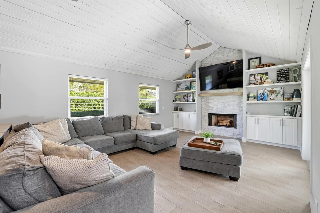 Photo of 624 Whippoorwill Row