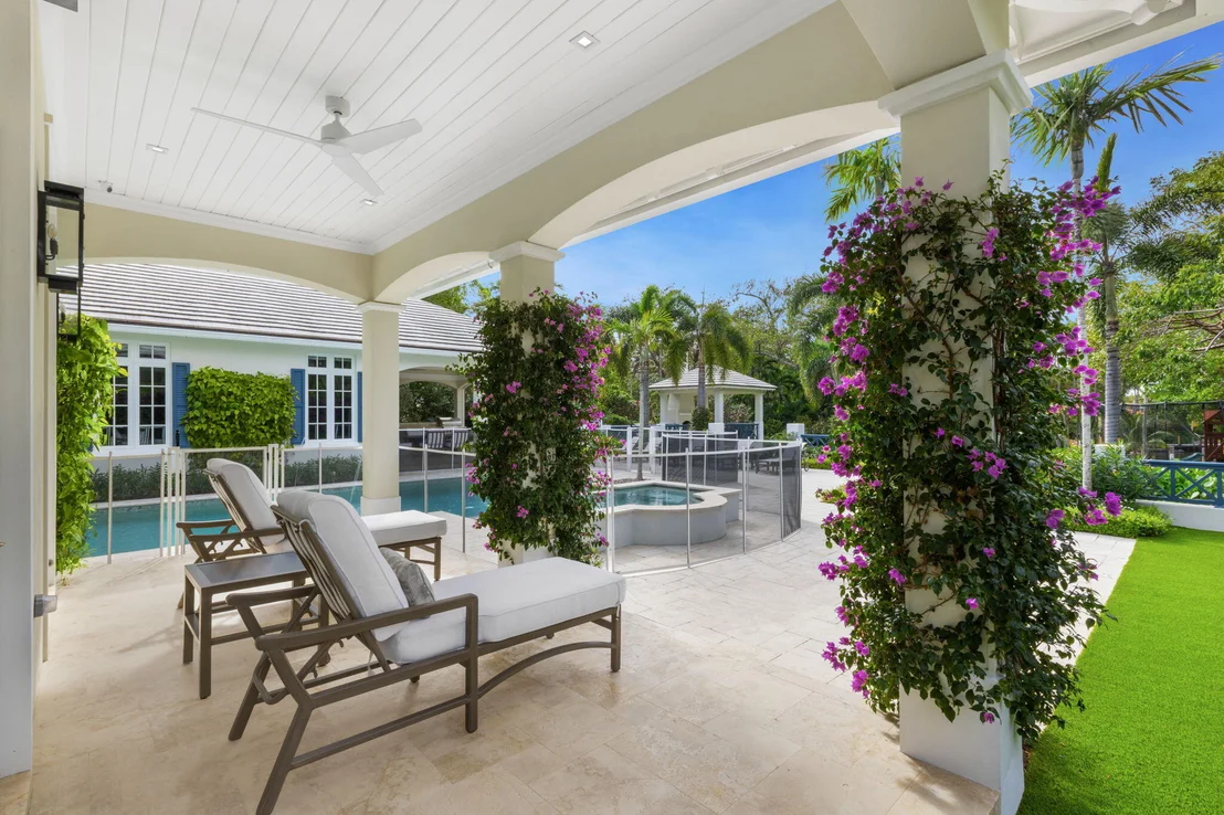 Photo of 1222 N Ocean Boulevard