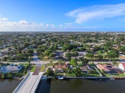 Photo of 864 Avocet Road