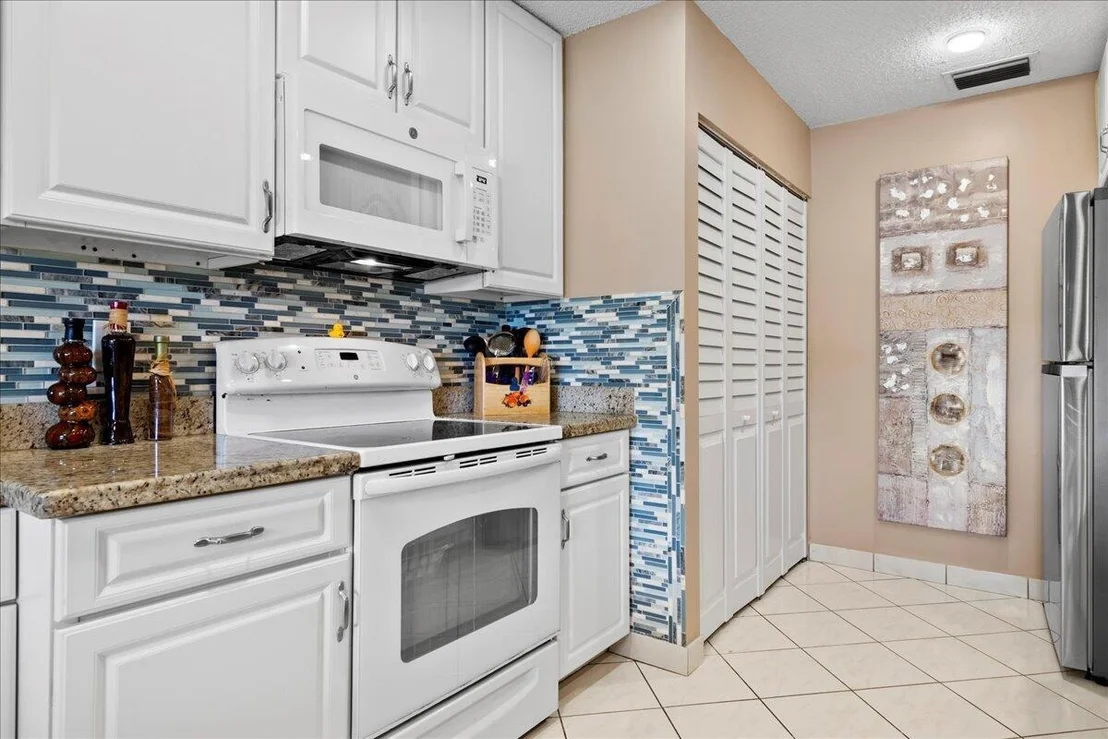 Photo of 5748 Doris Court