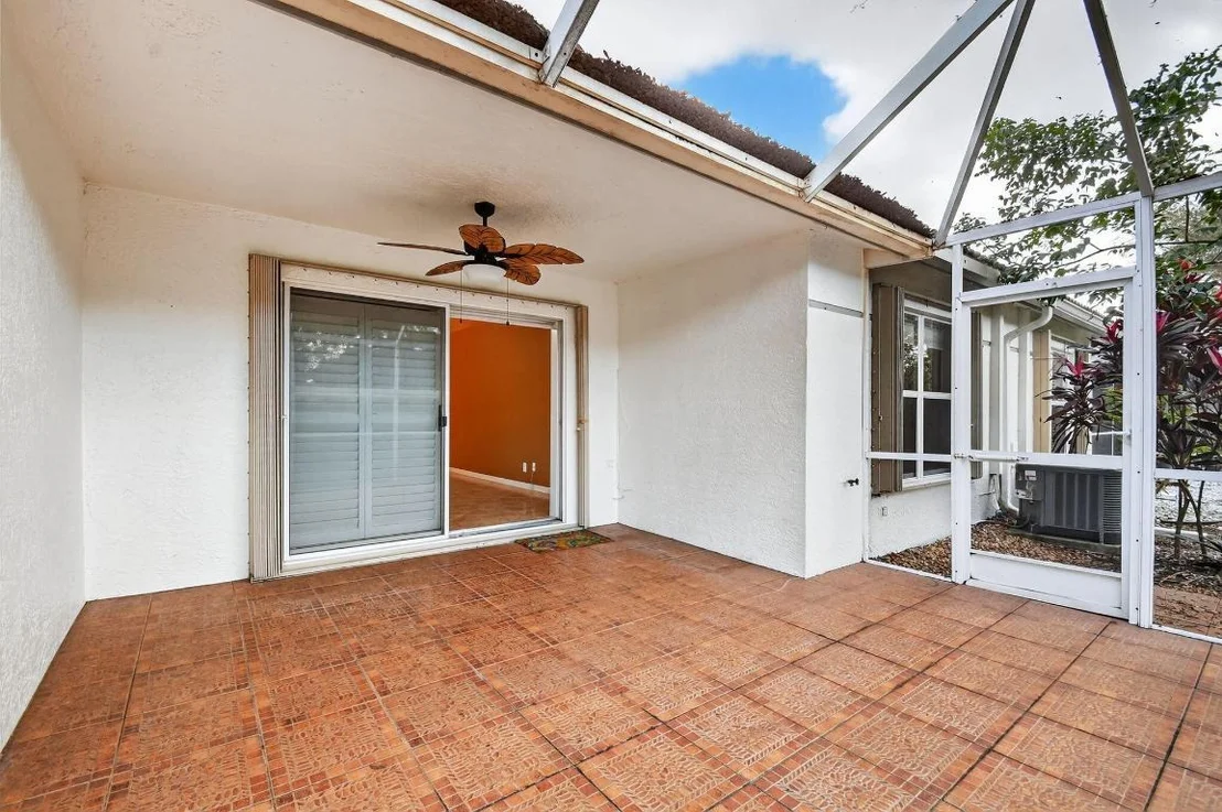 Photo of 8492 Logia Circle