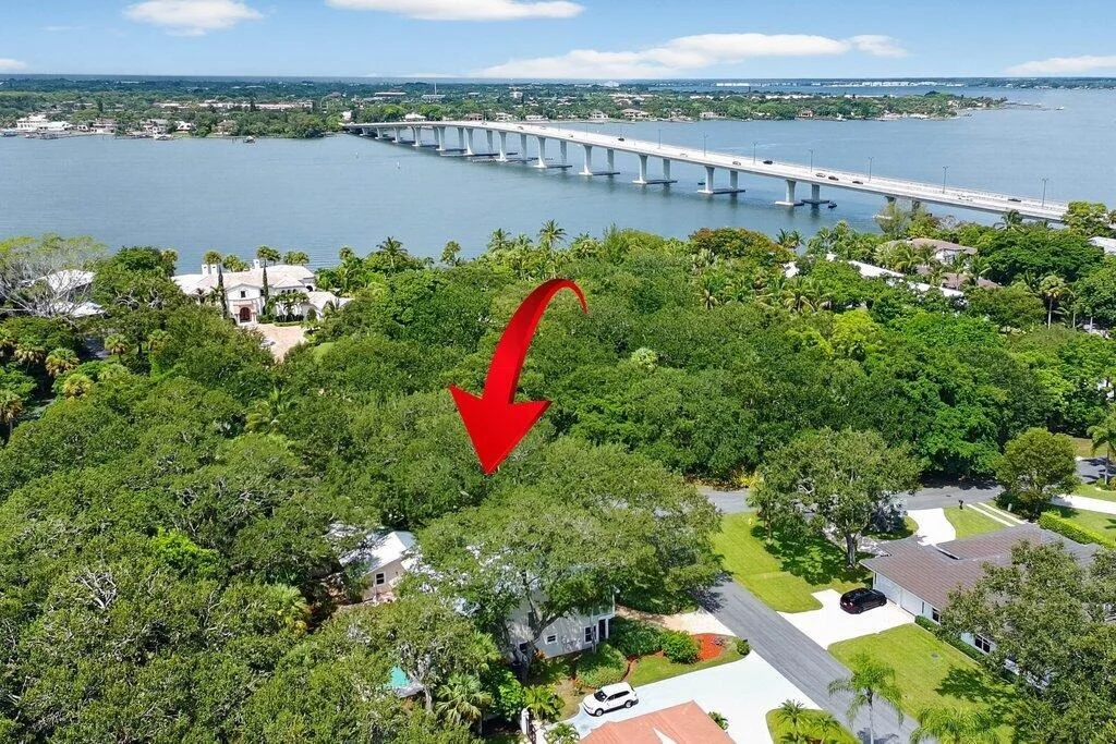 Photo of 15 HERITAGE Way