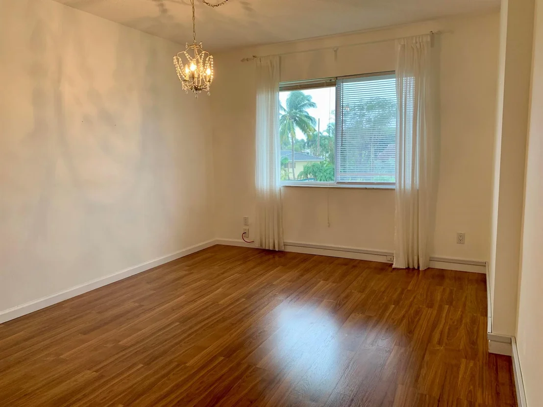Photo of Unit 204 at 912 Pine Drive