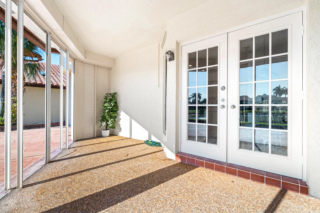 Photo of 22589 Esplanada Drive